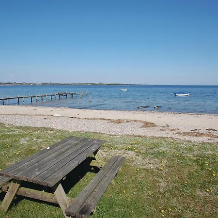 Nyaraló Gorgeous Home In Aabenraa With Wifi *