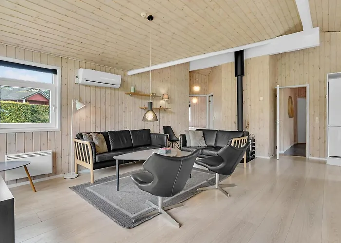 Four-bedroom In בית נופש *